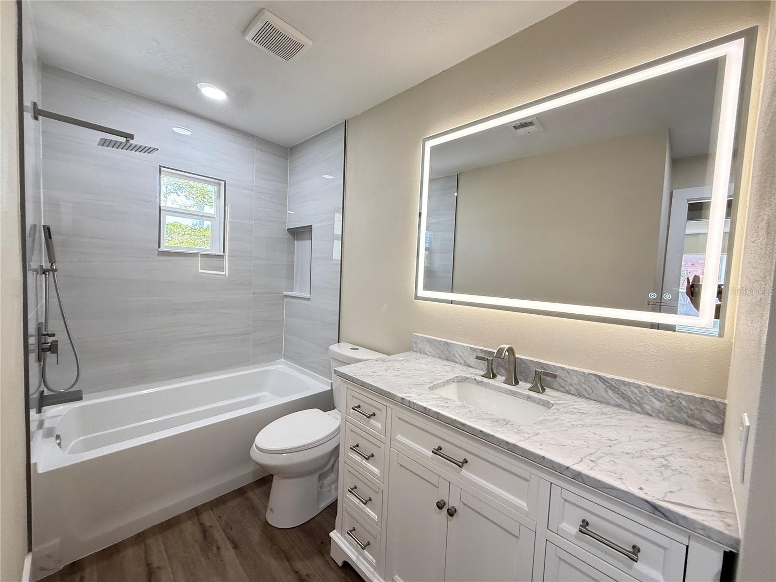 2nd Bathroom - 10501 HARDWOOD CT, PORT RICHEY