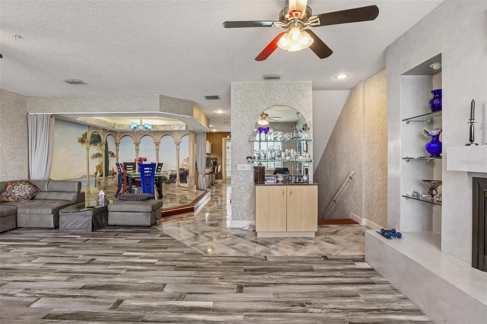 Townhouse at 113 YACHT CLUB CIR, NORTH REDINGTON BEACH, photo 9 of 47