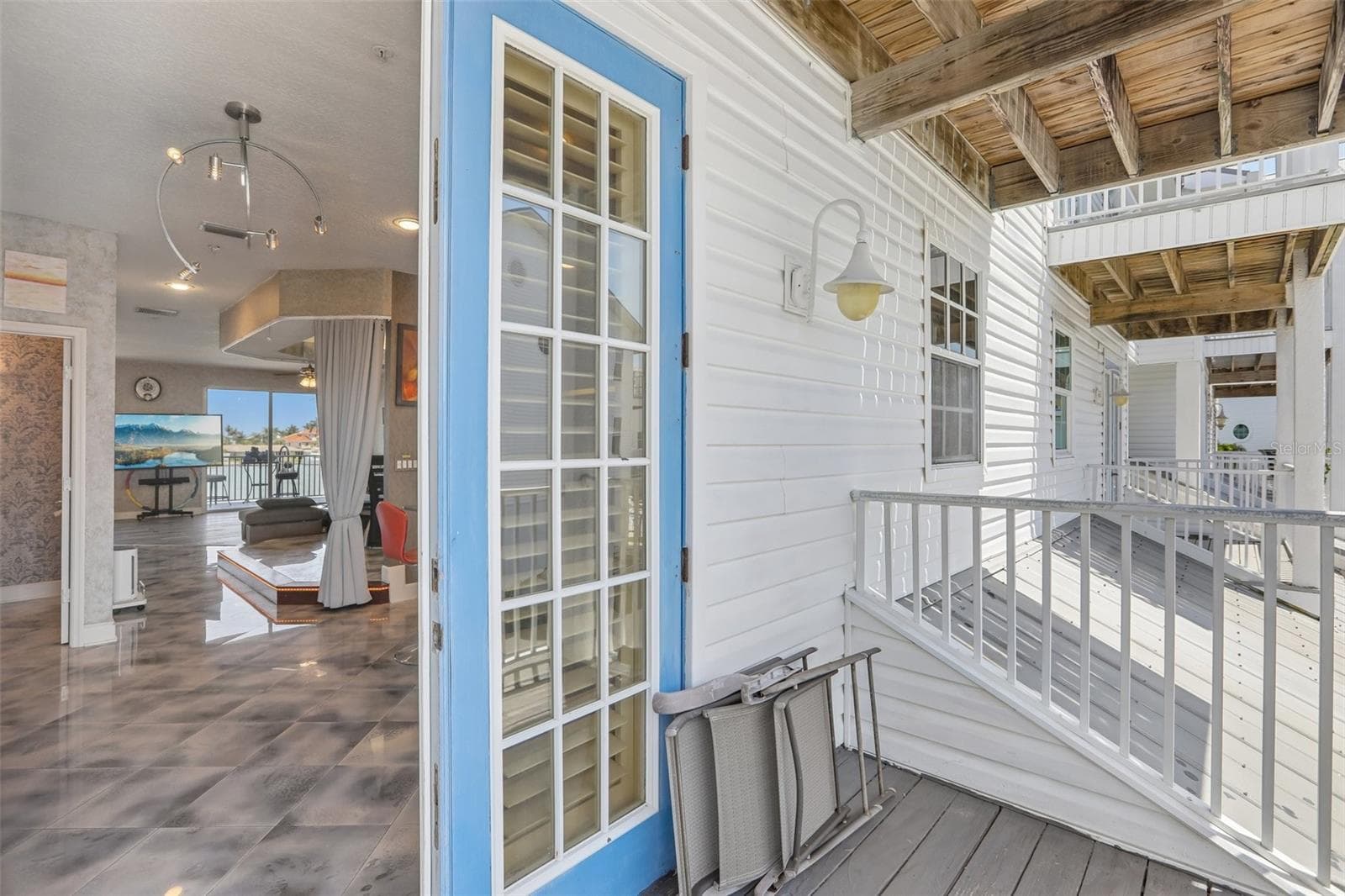Townhouse at 113 YACHT CLUB CIR, NORTH REDINGTON BEACH, photo 37 of 47
