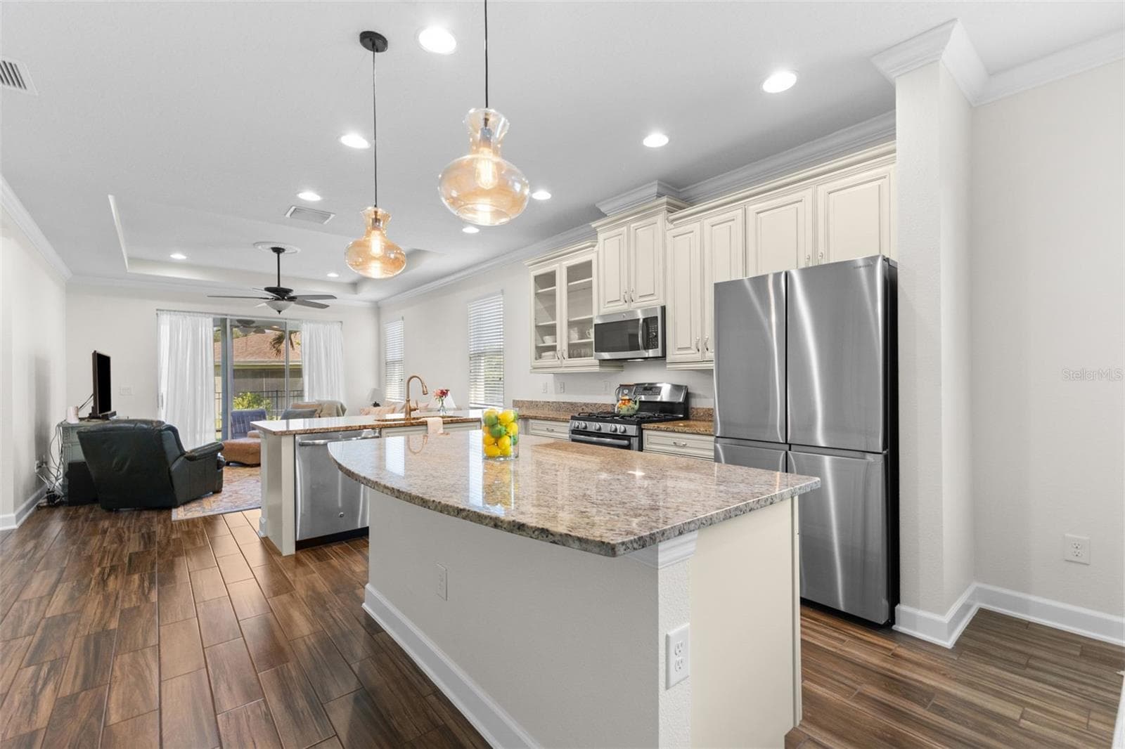 Single Family Residence at 6918 MAKERS WAY, APOLLO BEACH, photo 8 of 33
