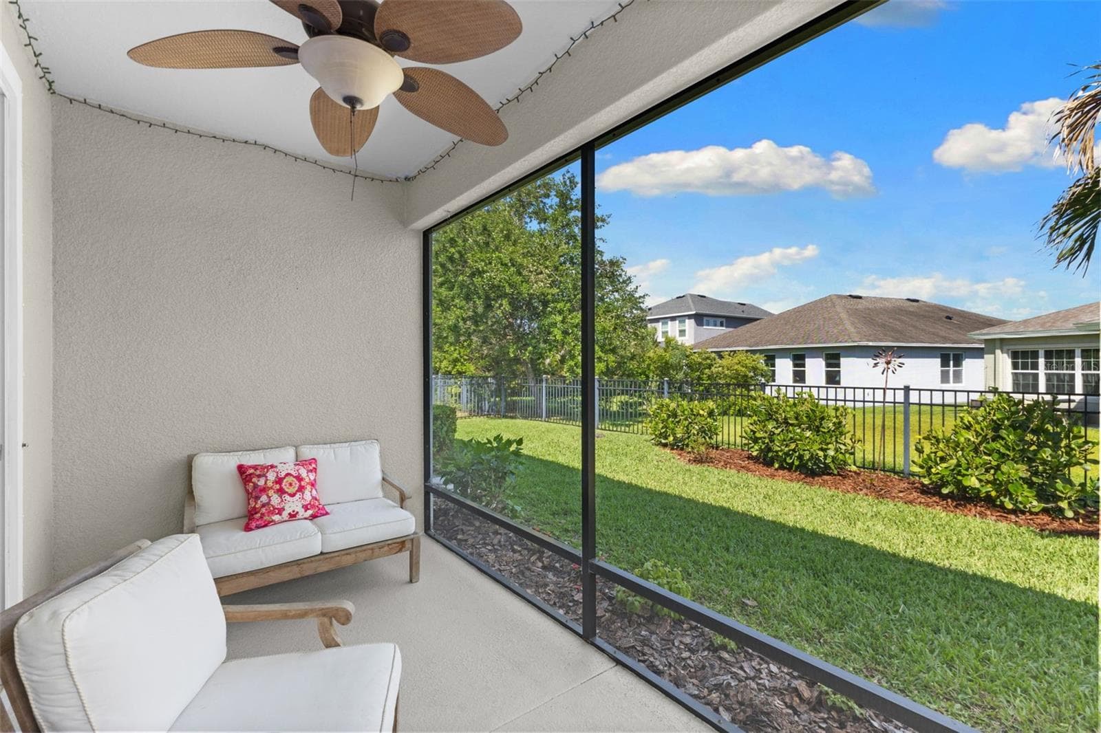 Single Family Residence at 6918 MAKERS WAY, APOLLO BEACH, photo 27 of 33