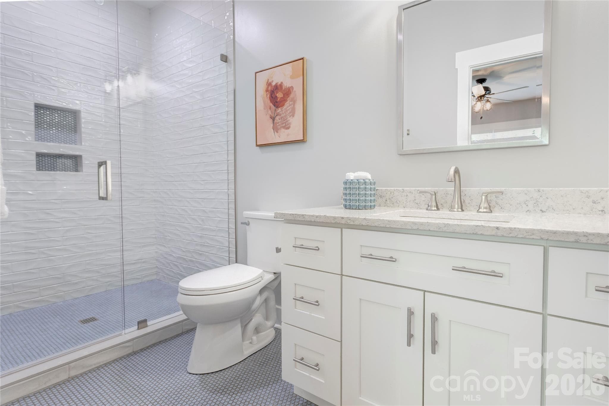 Full bath off bedroom - Charlotte