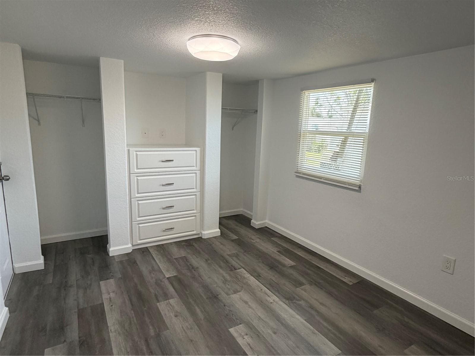 Manufactured Home at 206 RAVENNA ST N, NOKOMIS, photo 19 of 26