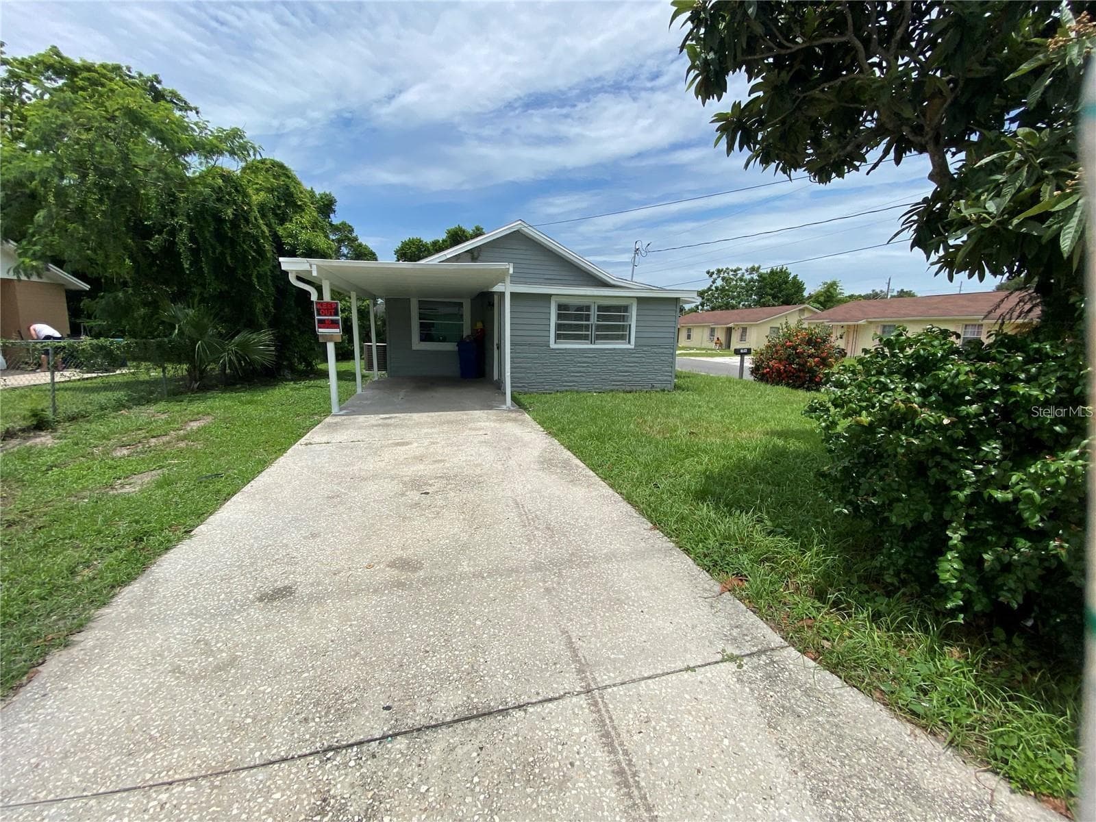 Single Family Residence at 306 PALMETTO AVE NW, WINTER HAVEN, photo 2 of 14