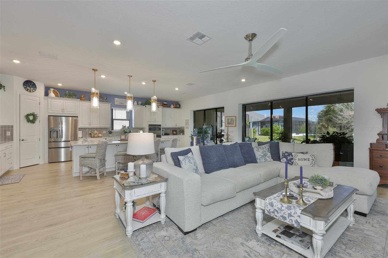 Single Family Residence at 5512 CASERTA CT, PALMETTO, photo 18 of 58