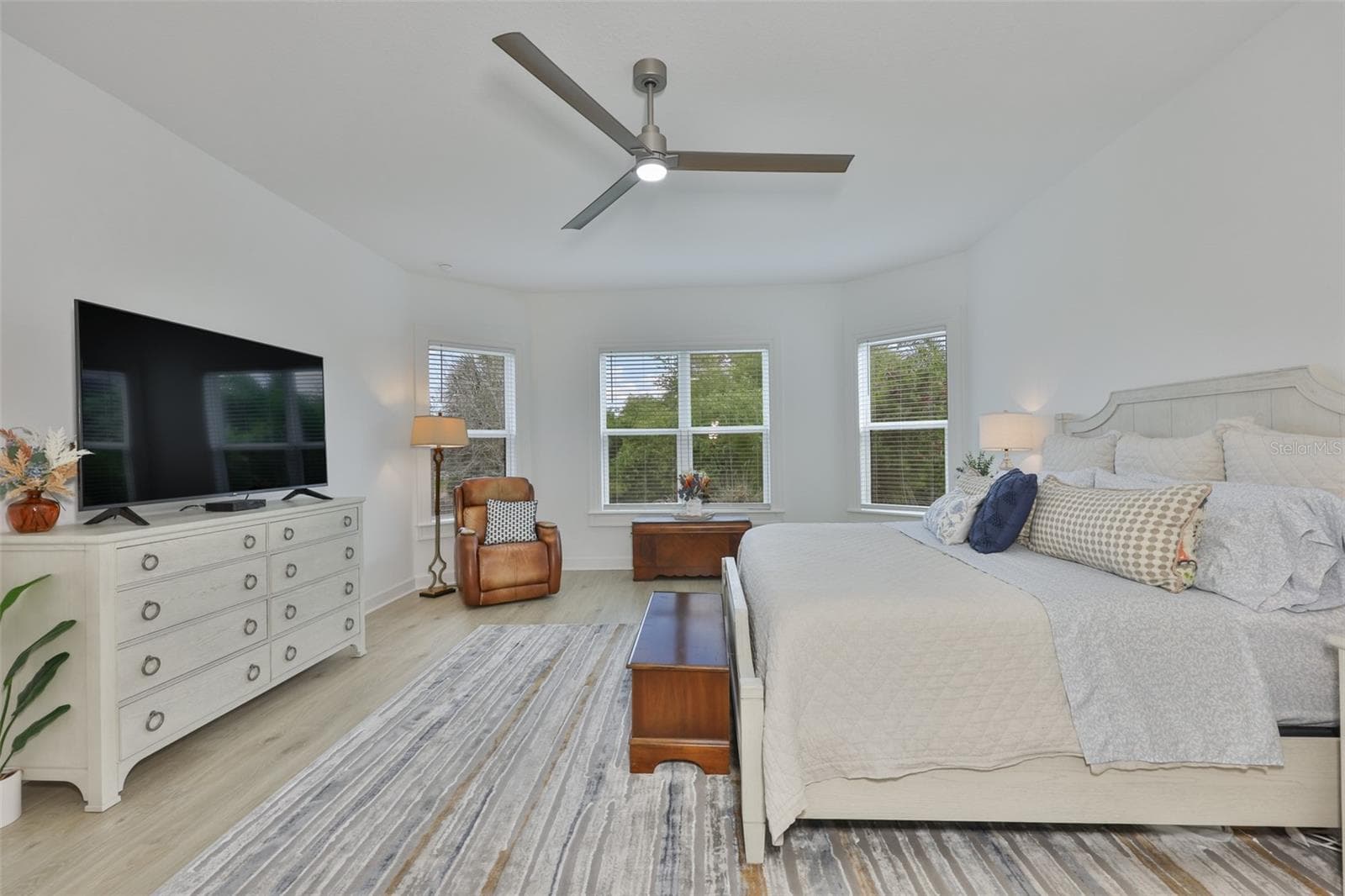 Single Family Residence at 5512 CASERTA CT, PALMETTO, photo 21 of 58