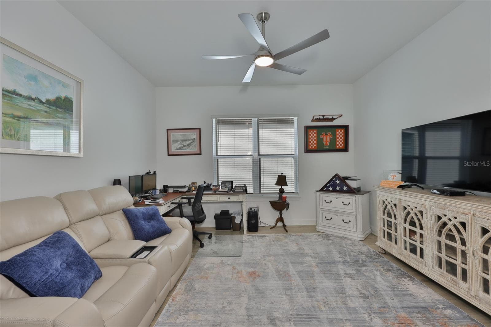 Single Family Residence at 5512 CASERTA CT, PALMETTO, photo 37 of 58