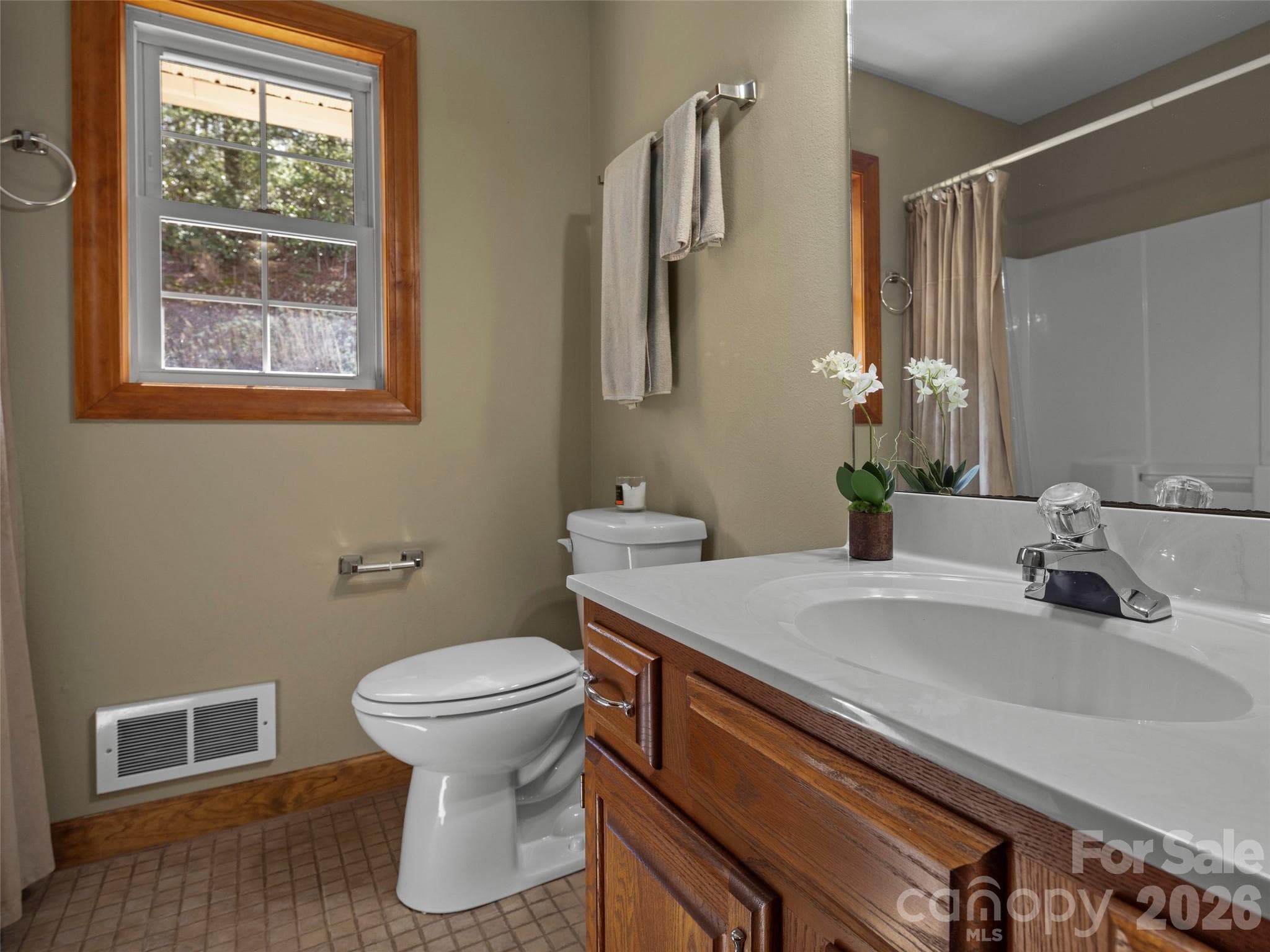 Single Family Residence at 609 N Fork Road, Black Mountain, photo 20 of 26