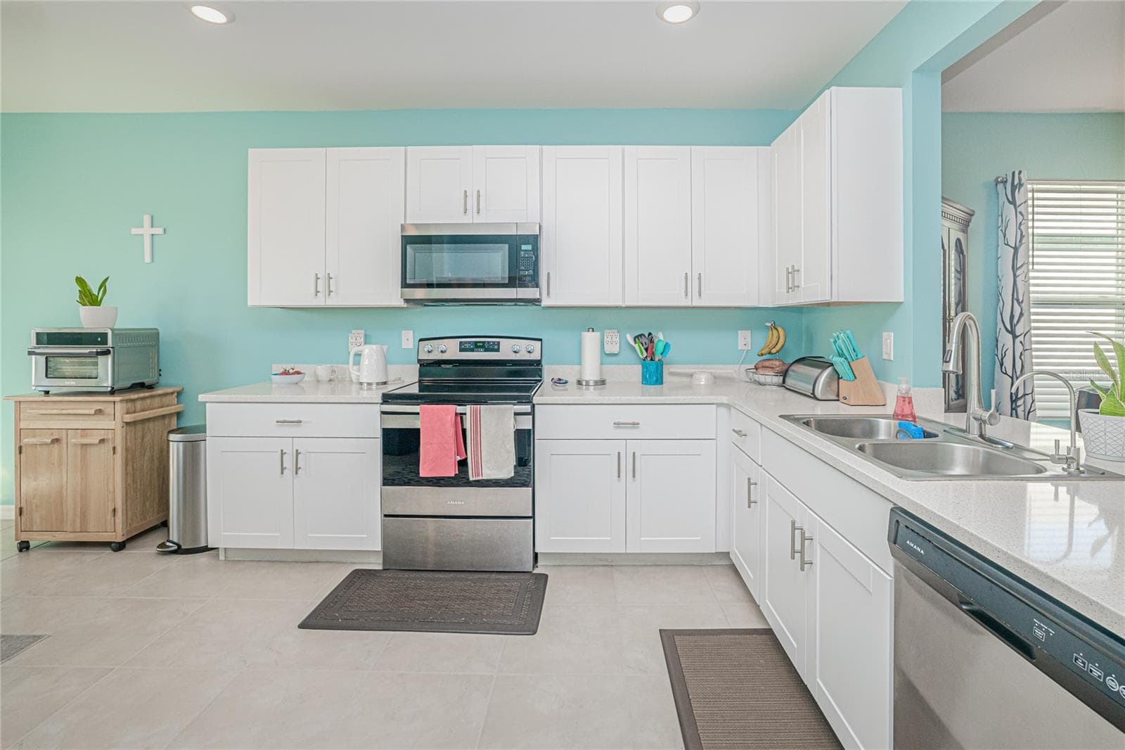 Single Family Residence at 25292 E LENOX CIR, PUNTA GORDA, photo 5 of 49