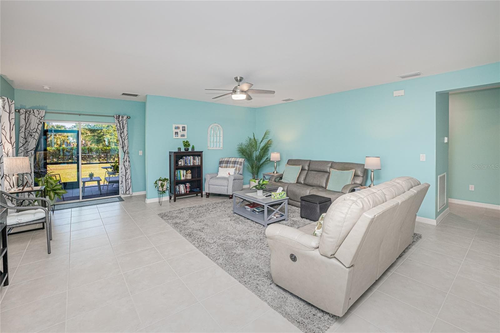 Single Family Residence at 25292 E LENOX CIR, PUNTA GORDA, photo 10 of 49