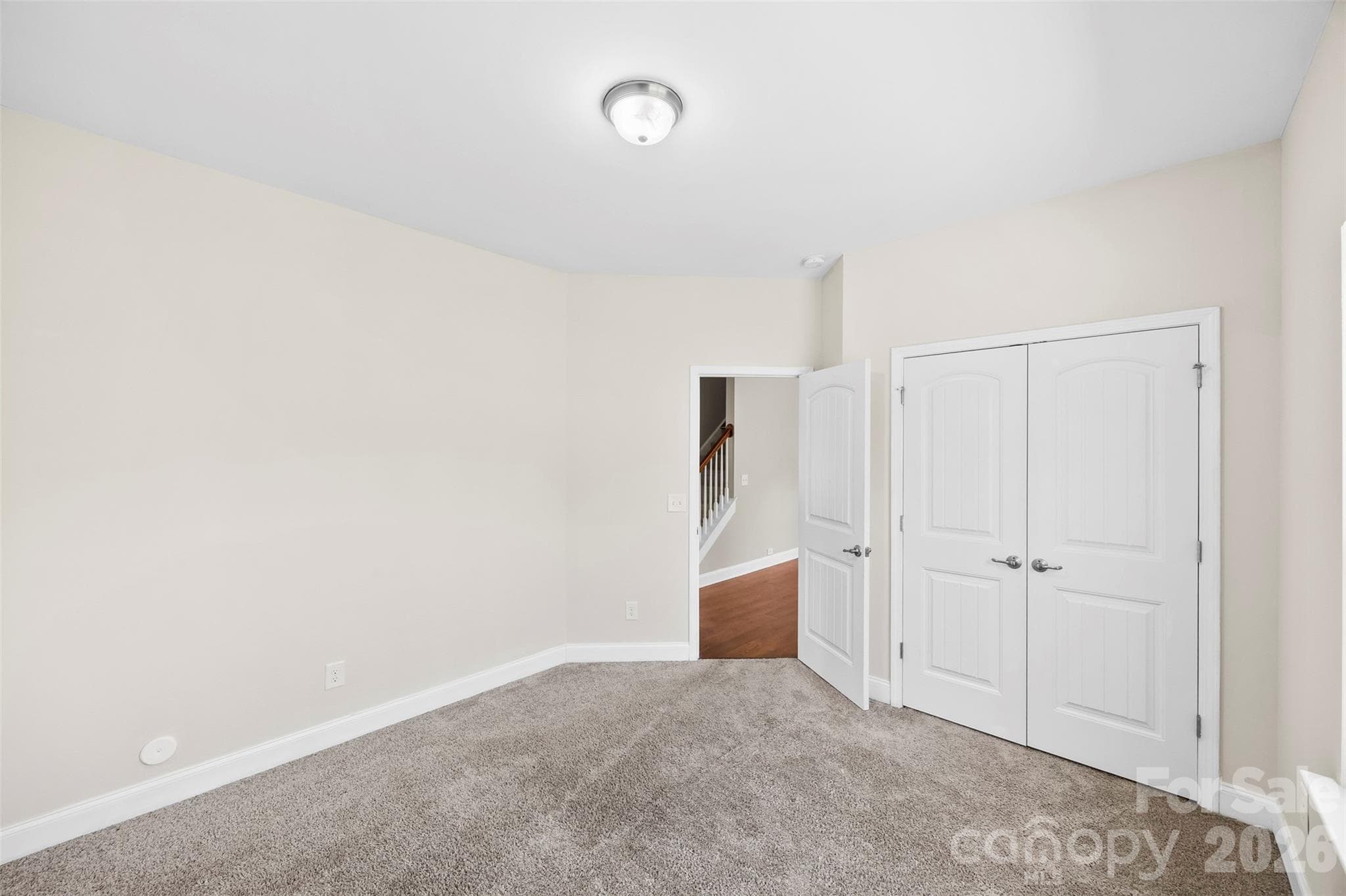 main floor bedroom - 2548 Flintshire Lane, Gastonia