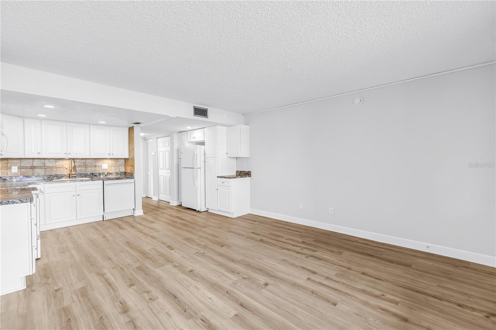 Condominium at 7625 SUN ISLAND DR S #106, SOUTH PASADENA, photo 8 of 50