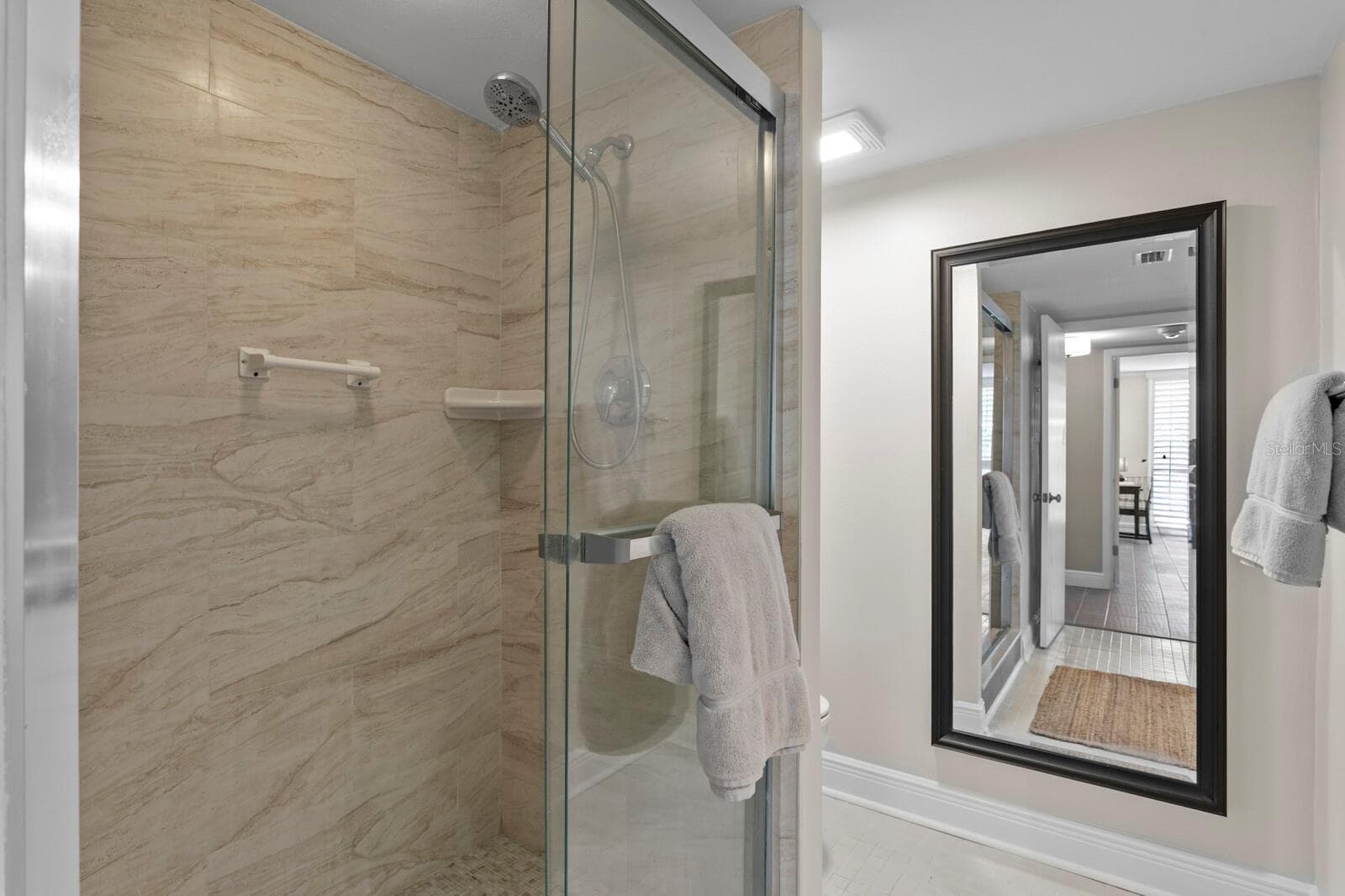 2nd Bathroom - 100 OAKMONT LN #105, BELLEAIR