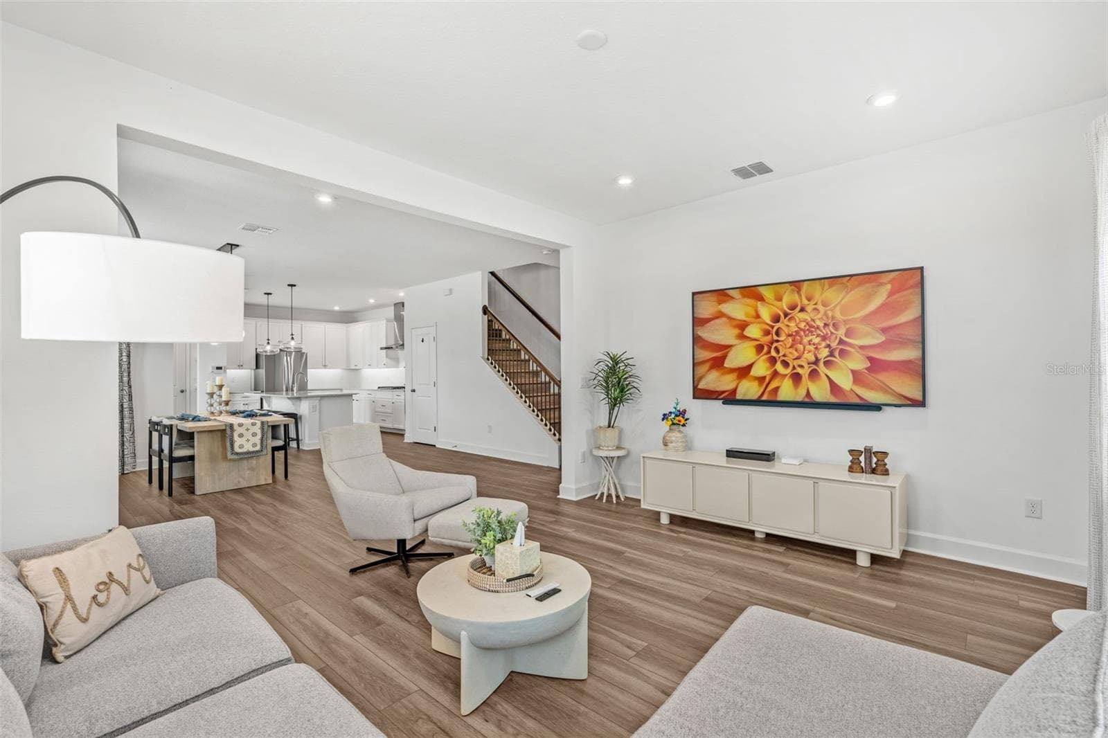 Cozy Family room open floor plan - 1851 COASTAL CT, CELEBRATION