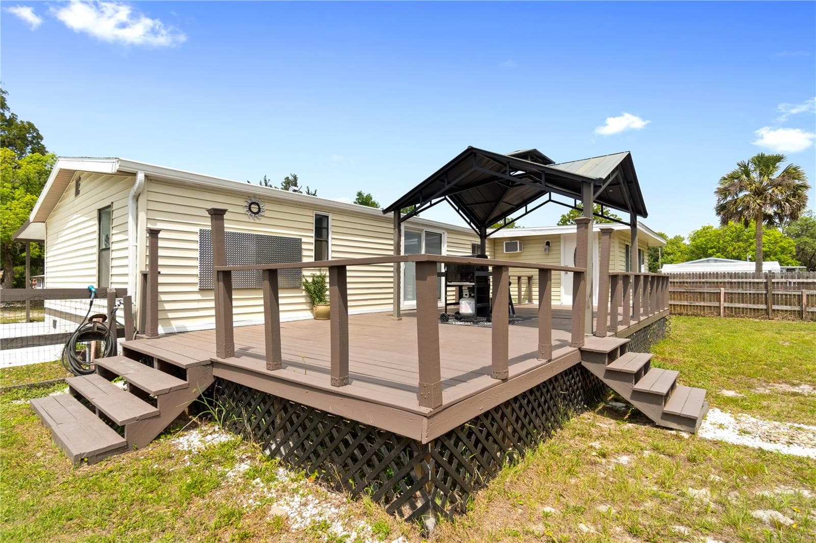Manufactured Home at 8356 W TAWNY ROSE LN, CRYSTAL RIVER, photo 32 of 63