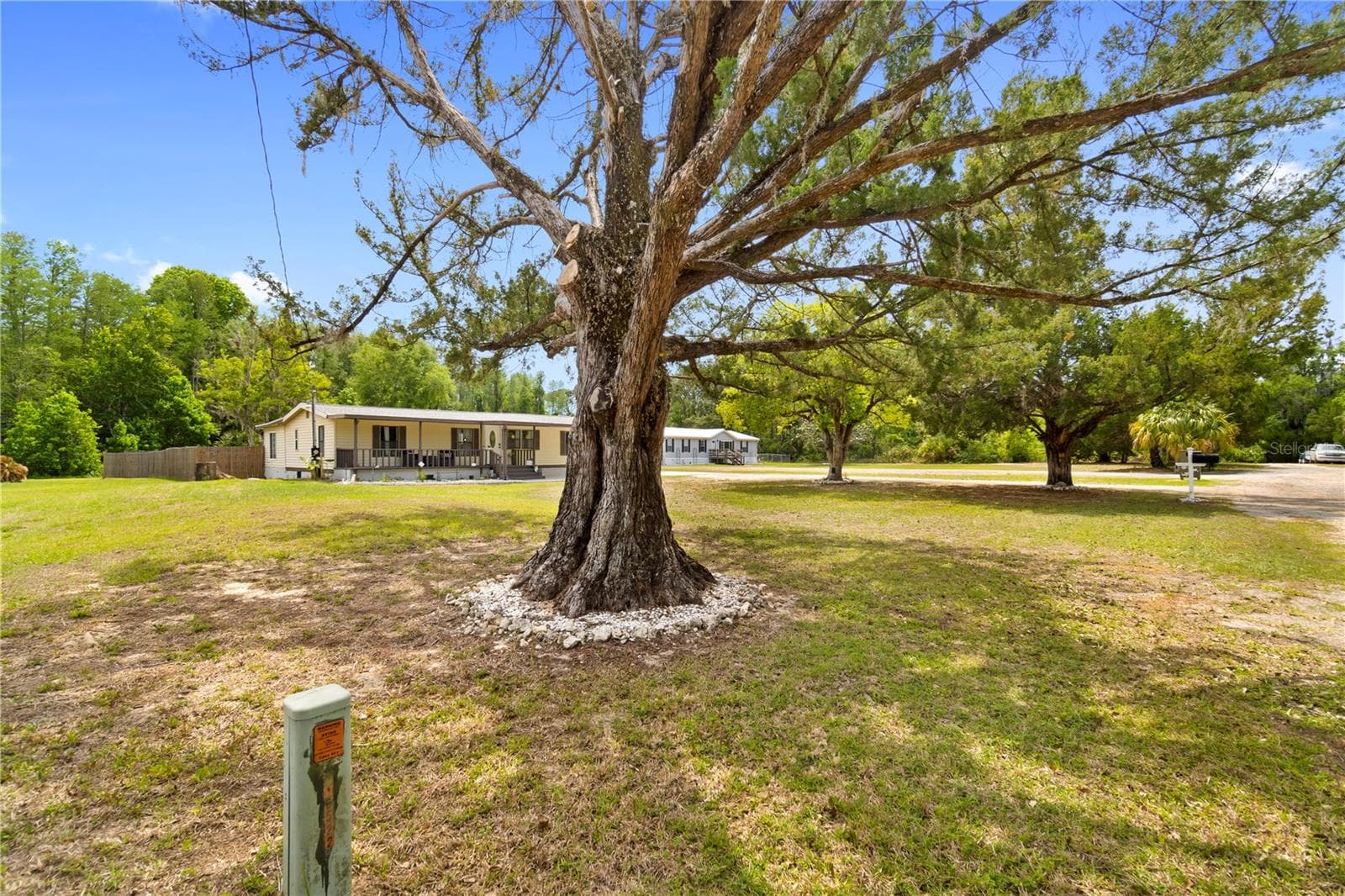 Manufactured Home at 8356 W TAWNY ROSE LN, CRYSTAL RIVER, photo 45 of 63
