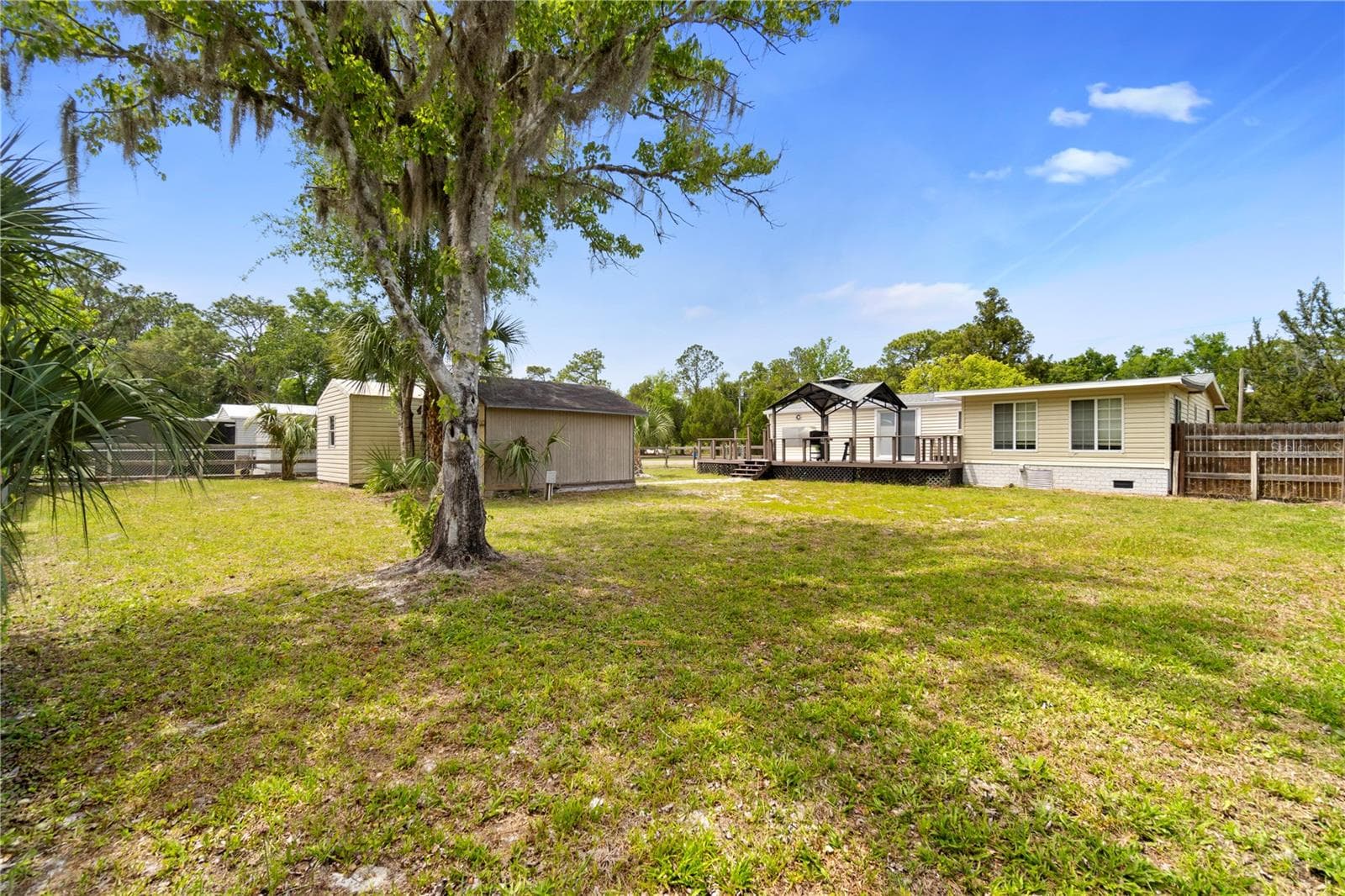 Manufactured Home at 8356 W TAWNY ROSE LN, CRYSTAL RIVER, photo 61 of 63