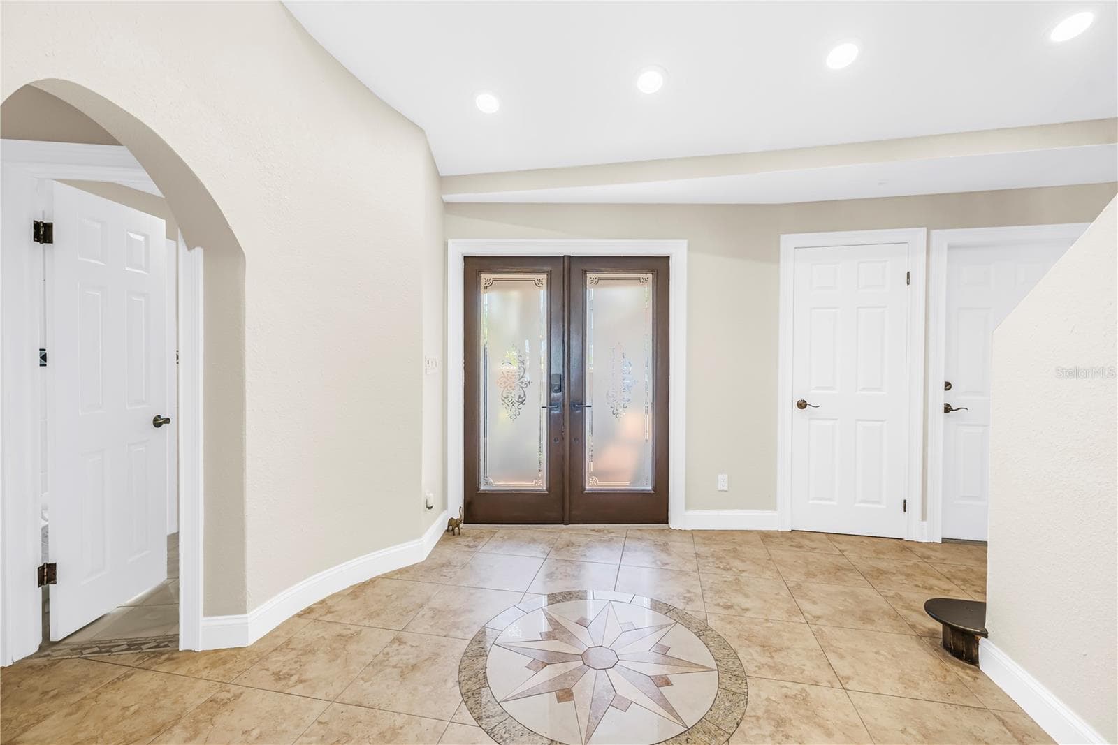 Single Family Residence at 3945 POINSETTIA DR, ST PETE BEACH, photo 26 of 96