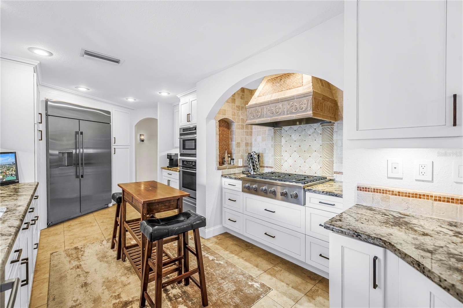 Single Family Residence at 3945 POINSETTIA DR, ST PETE BEACH, photo 8 of 96
