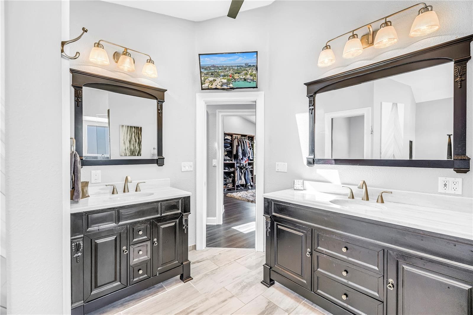Single Family Residence at 3945 POINSETTIA DR, ST PETE BEACH, photo 64 of 96
