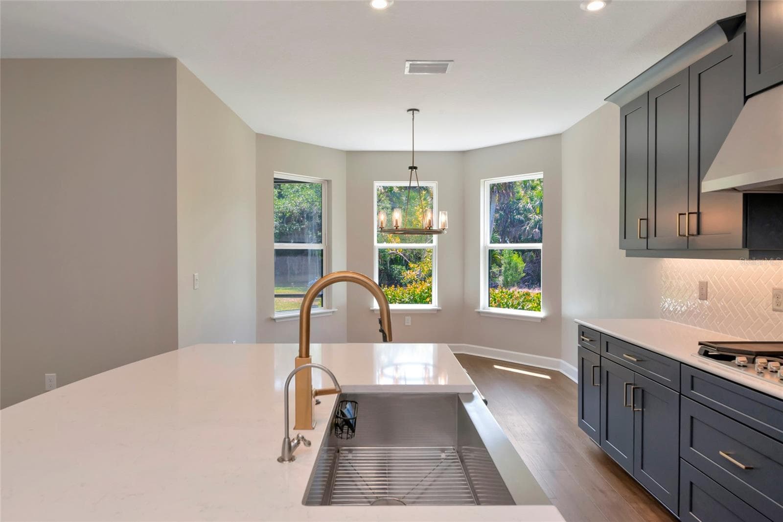 Single Family Residence at 10187 MILKY WAY CIR, SARASOTA, photo 17 of 93