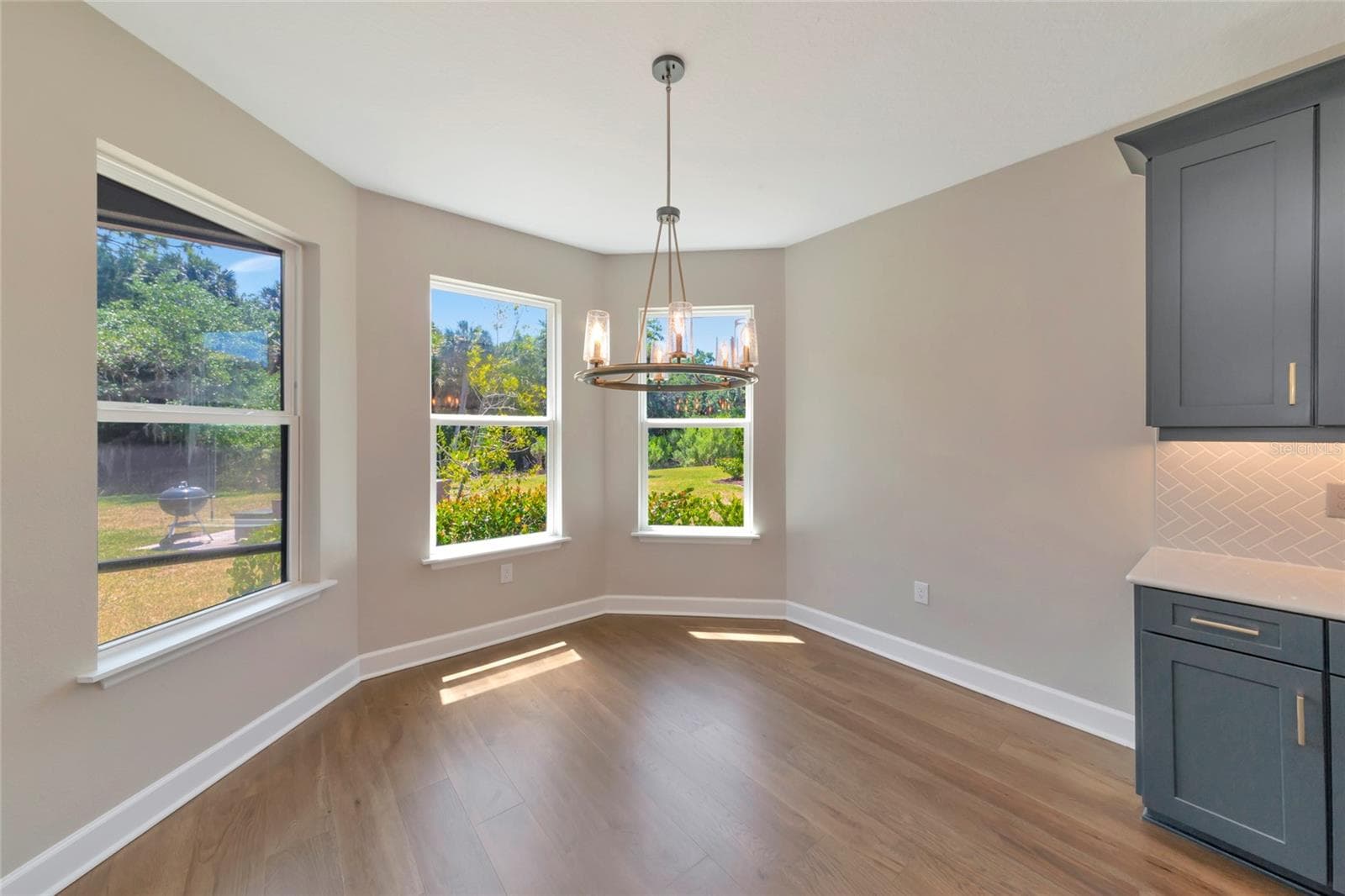 Single Family Residence at 10187 MILKY WAY CIR, SARASOTA, photo 18 of 93