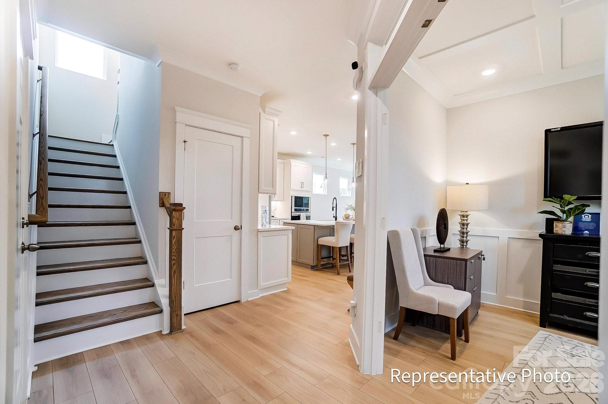 Single Family Residence at Charlotte, photo 9 of 27