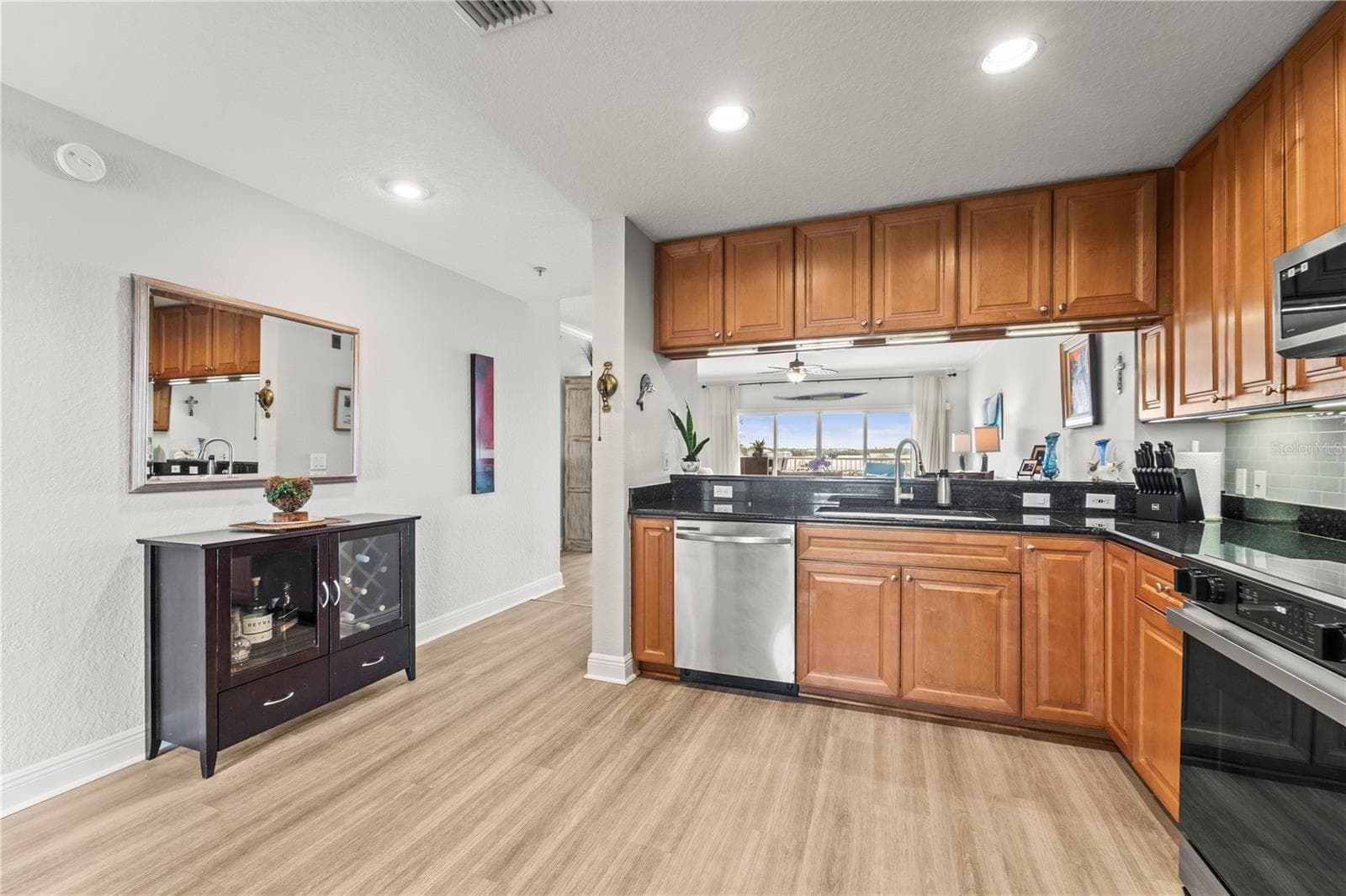 Condominium at 425 150TH AVE #2303, MADEIRA BEACH, photo 11 of 69