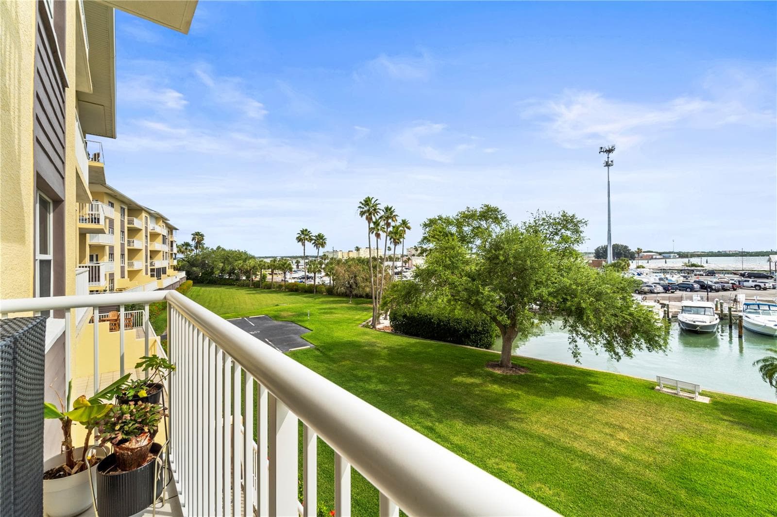 Condominium at 425 150TH AVE #2303, MADEIRA BEACH, photo 27 of 69