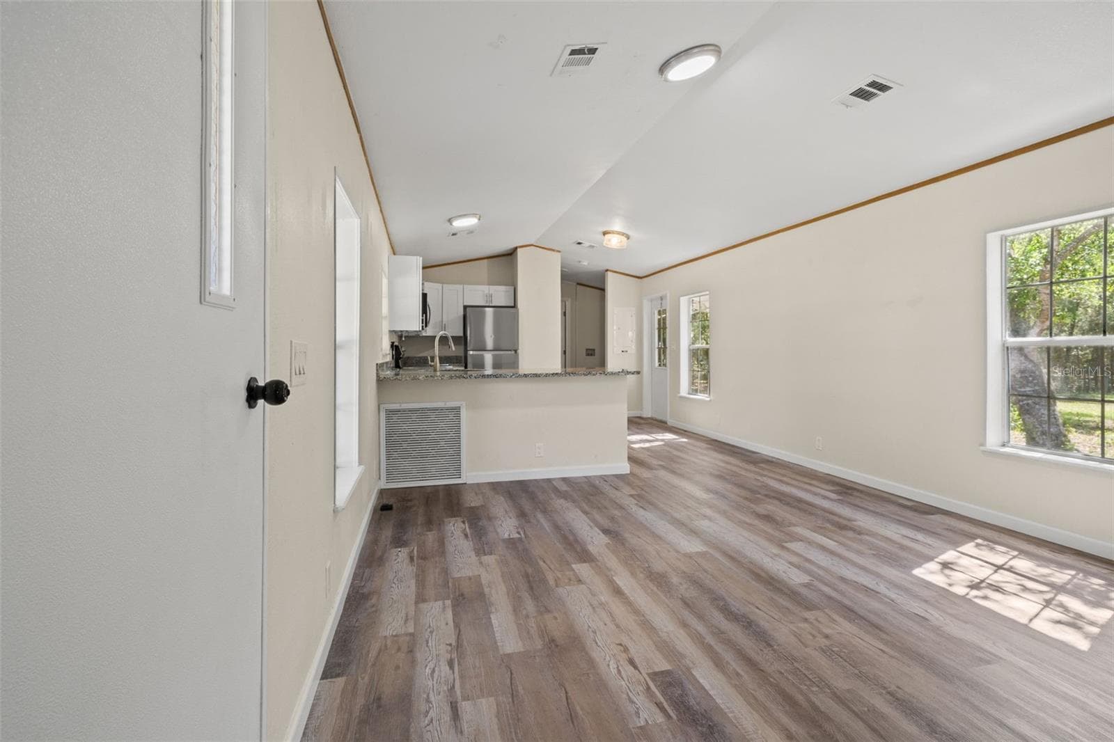 Manufactured Home at 3345 BALLARD ST, SPRING HILL, photo 5 of 51