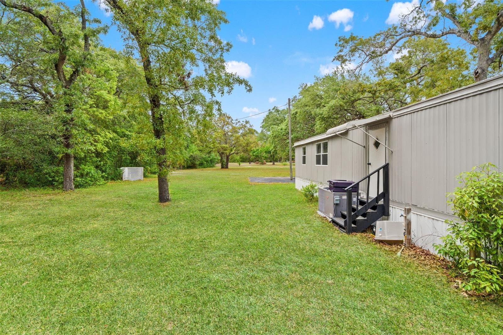 Manufactured Home at 3345 BALLARD ST, SPRING HILL, photo 35 of 51