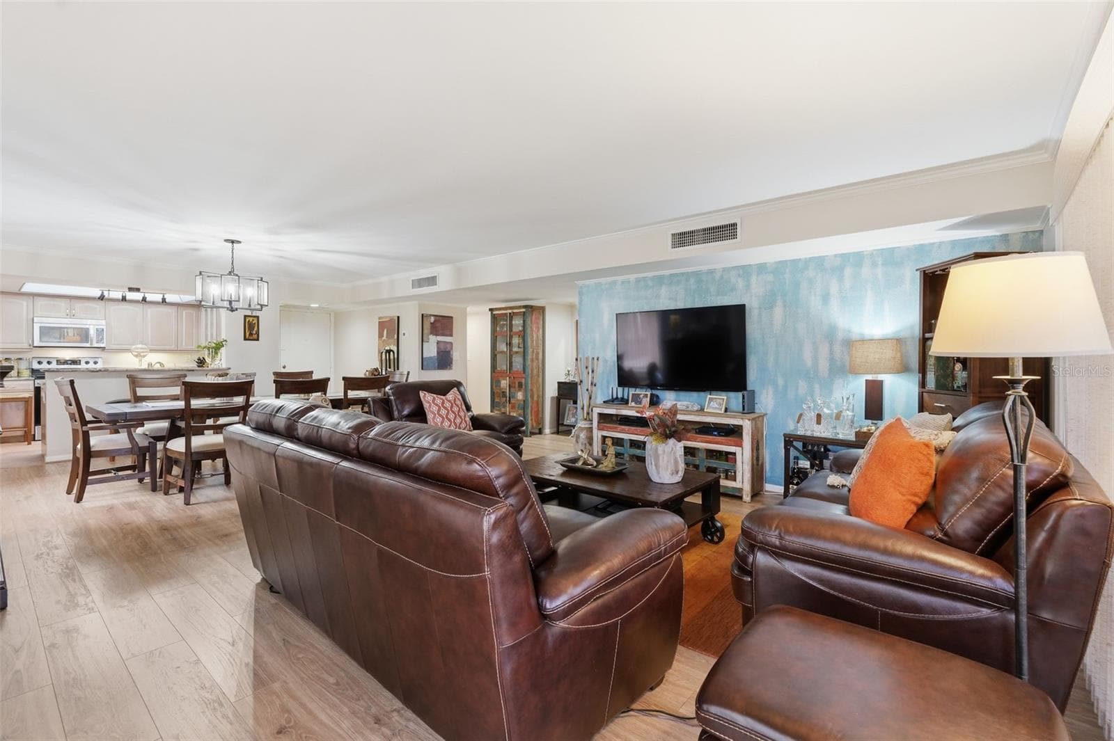 Condominium at 700 STARKEY RD #622, LARGO, photo 5 of 34