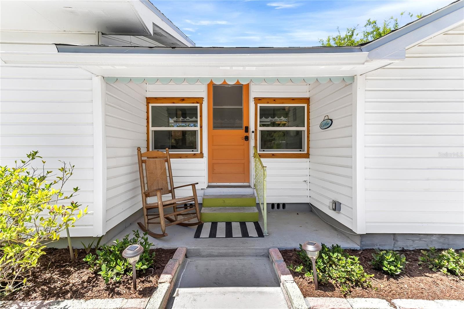 Single Family Residence at 3560 MARTIN AVE, MOUNT DORA, photo 3 of 49