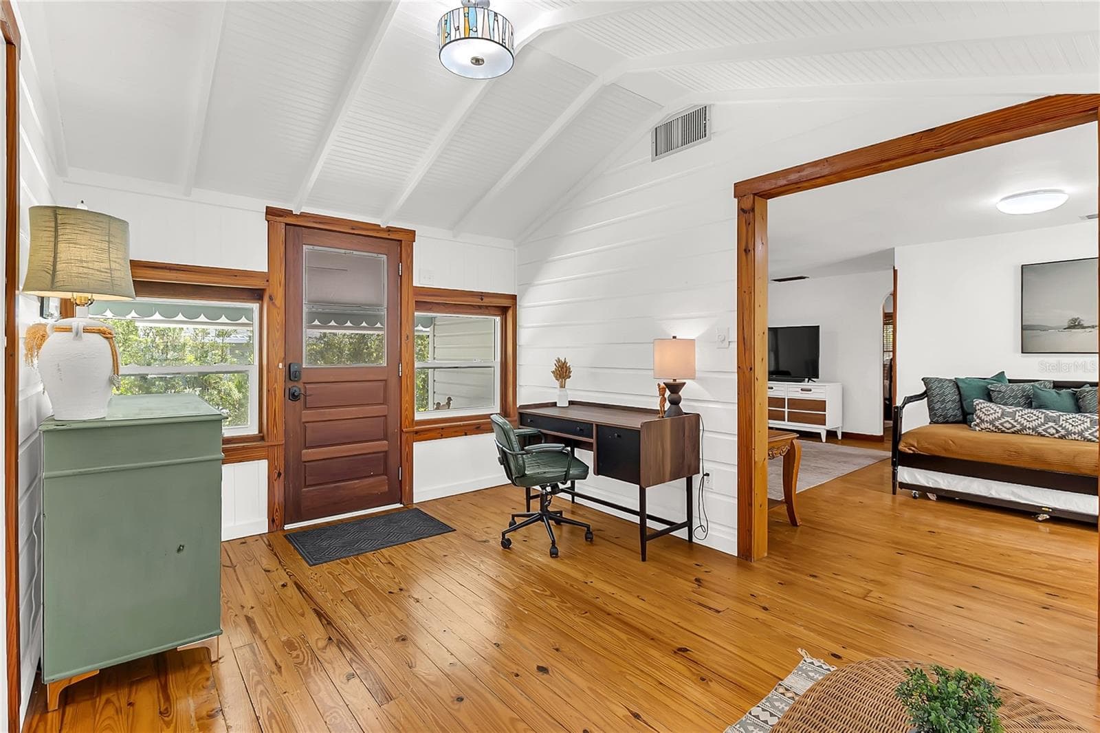 Single Family Residence at 3560 MARTIN AVE, MOUNT DORA, photo 11 of 49