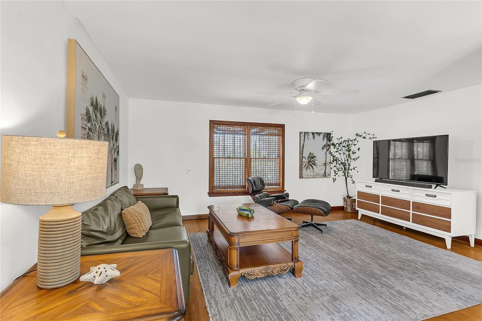 Single Family Residence at 3560 MARTIN AVE, MOUNT DORA, photo 13 of 49