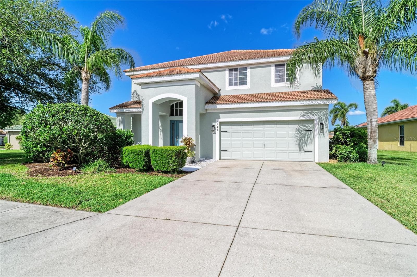 Single Family Residence at 9035 WILLOWBROOK CIR, BRADENTON, photo 5 of 56