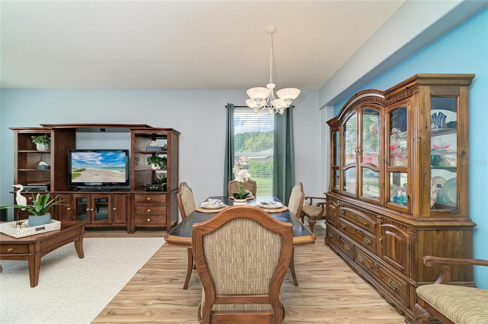 Single Family Residence at 9035 WILLOWBROOK CIR, BRADENTON, photo 11 of 56