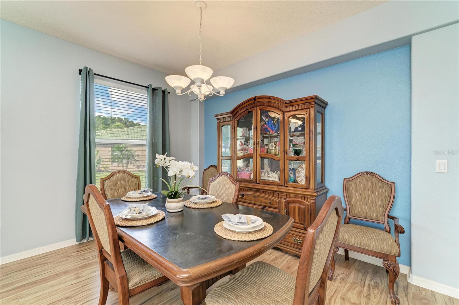 Single Family Residence at 9035 WILLOWBROOK CIR, BRADENTON, photo 13 of 56