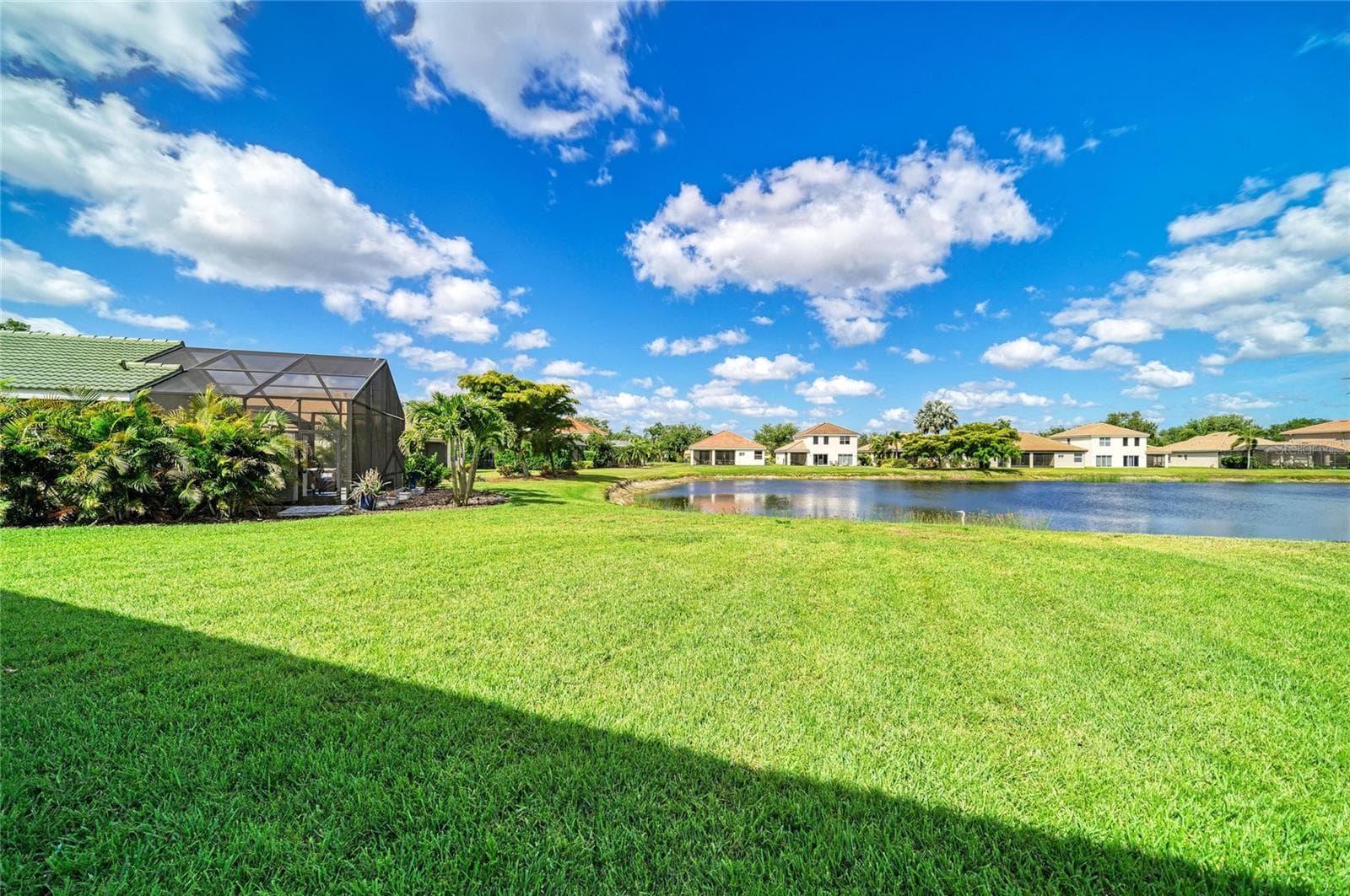 Single Family Residence at 9035 WILLOWBROOK CIR, BRADENTON, photo 40 of 56