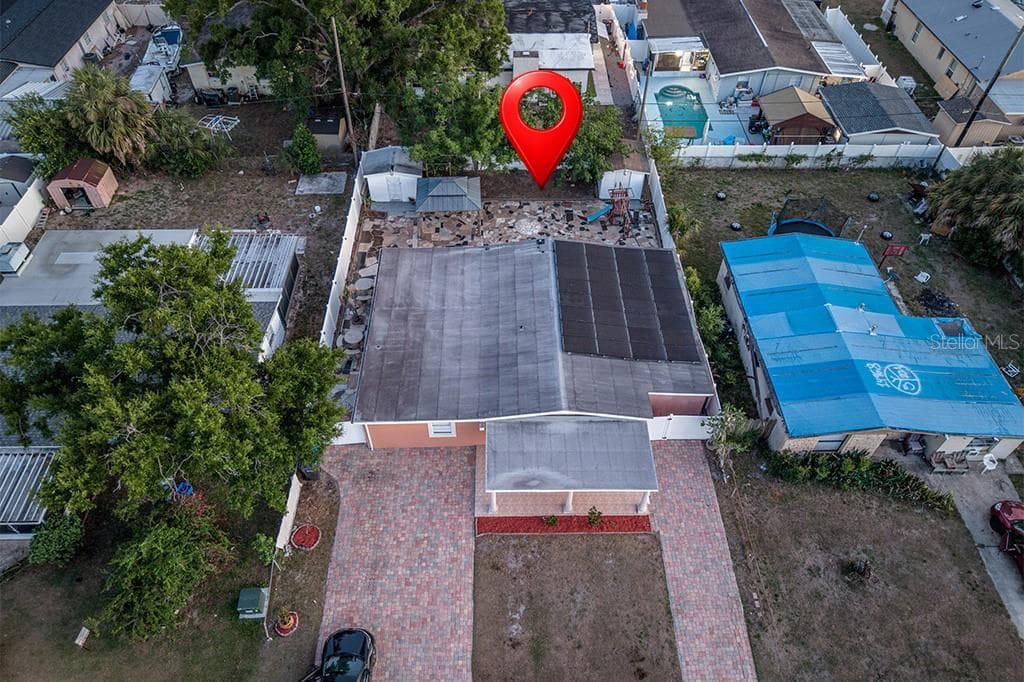 Single Family Residence at 6506 SALINE ST, TAMPA, photo 4 of 31