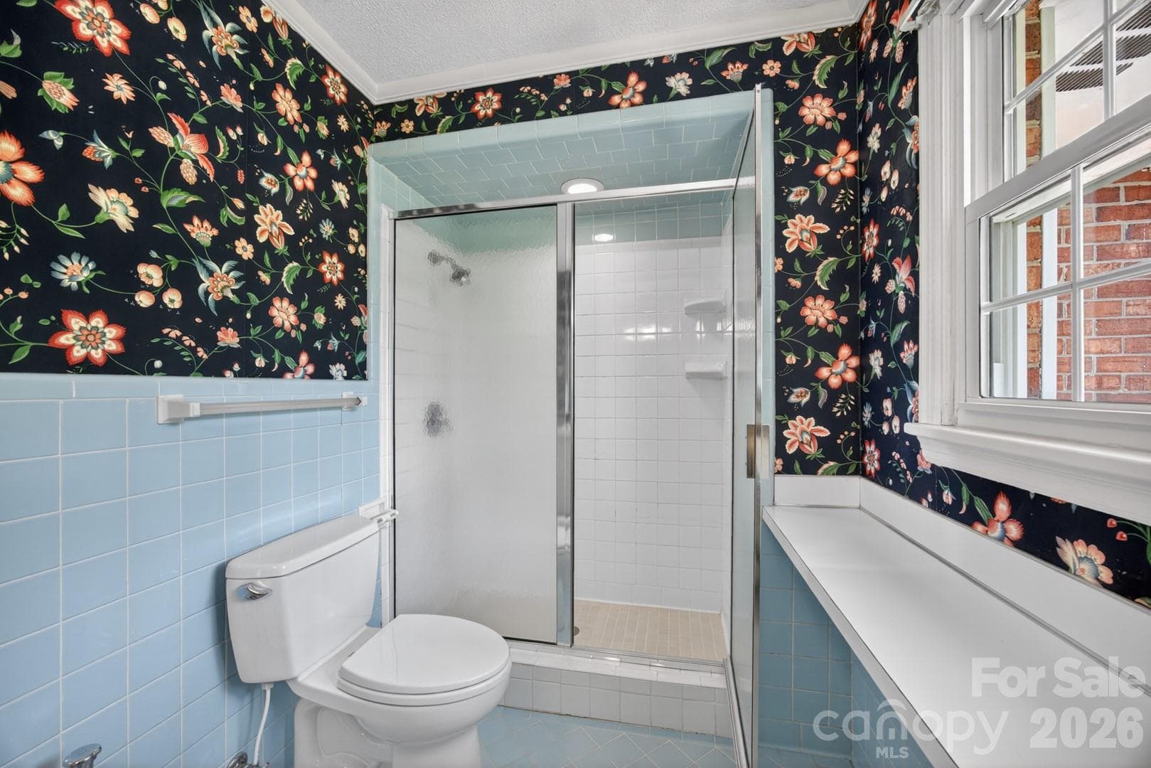 Primary Bathroom - Salisbury