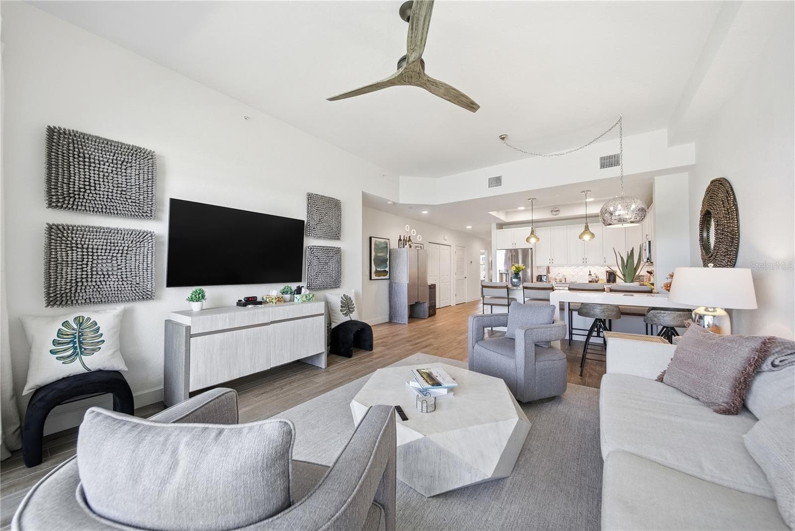 Condominium at 20001 GULF BLVD #405, INDIAN SHORES, photo 13 of 39