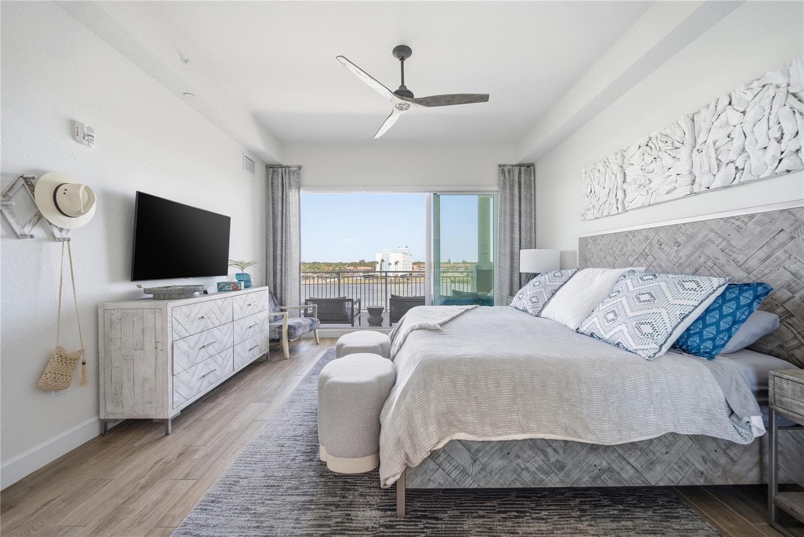 Condominium at 20001 GULF BLVD #405, INDIAN SHORES, photo 24 of 39