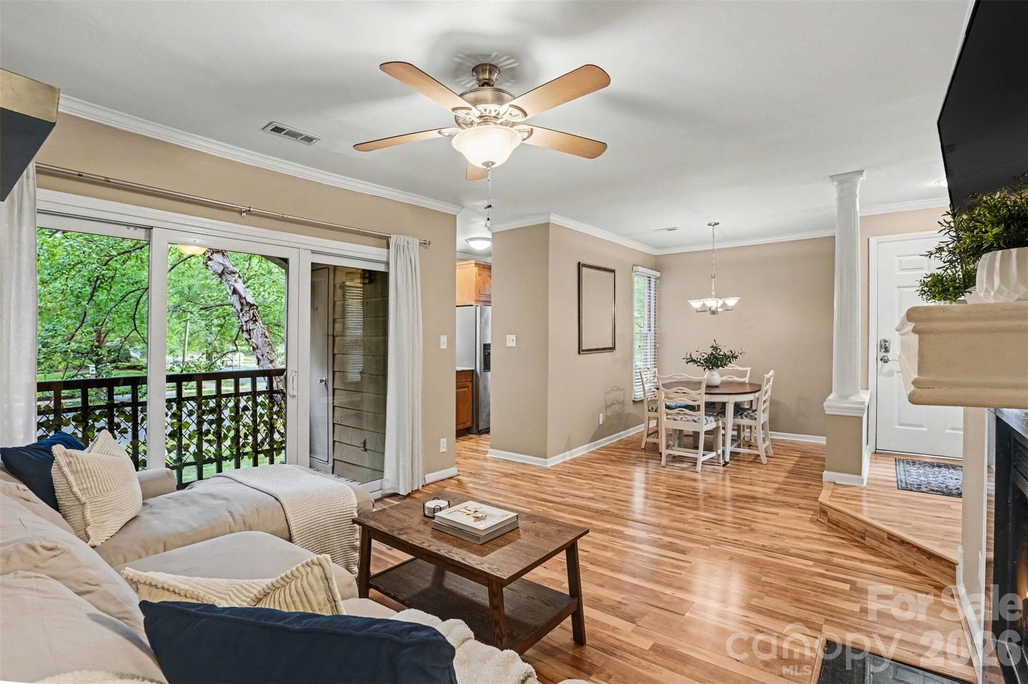 Condominium at Charlotte, photo 6 of 40