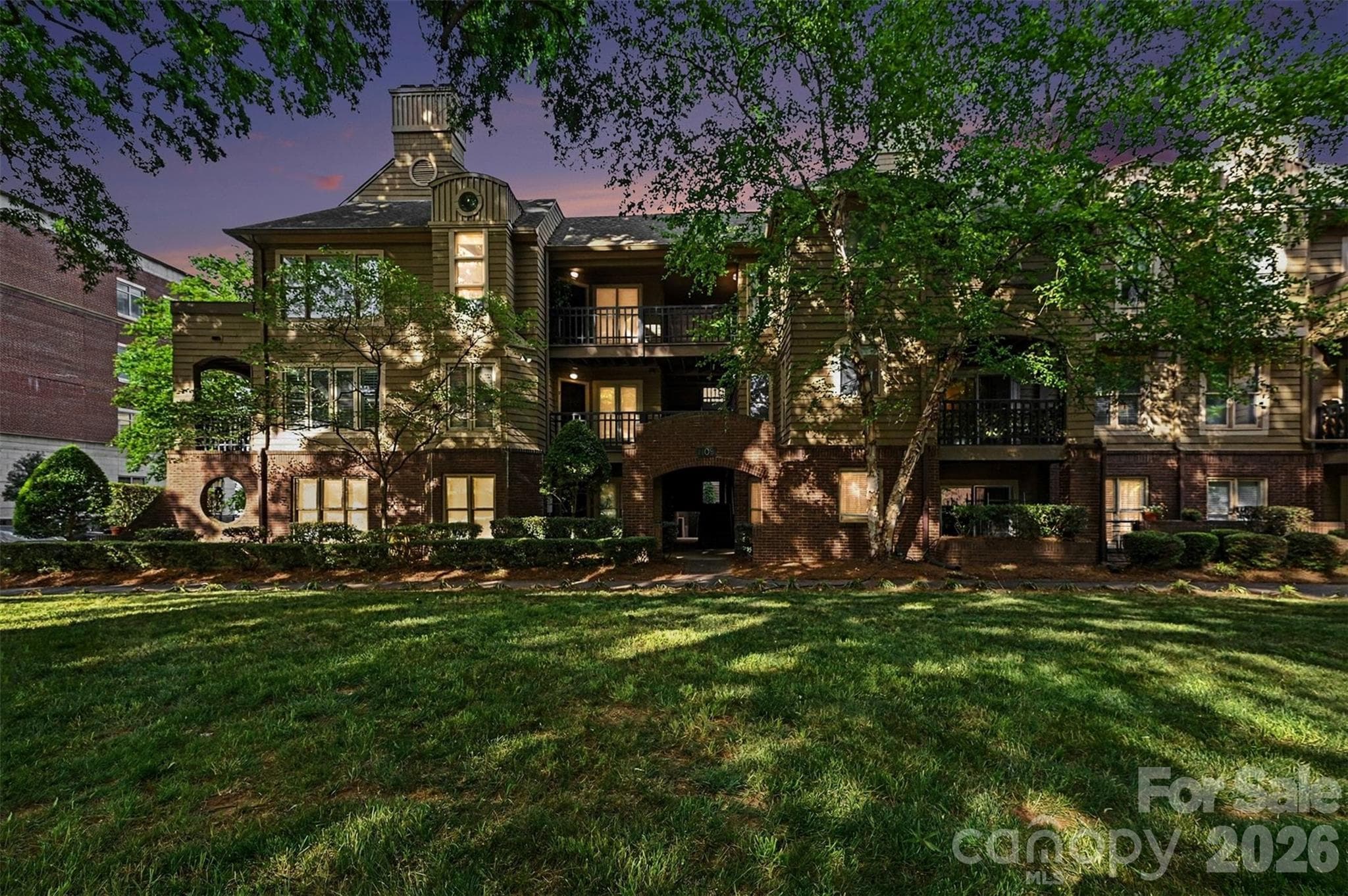 Condominium at Charlotte, photo 40 of 40