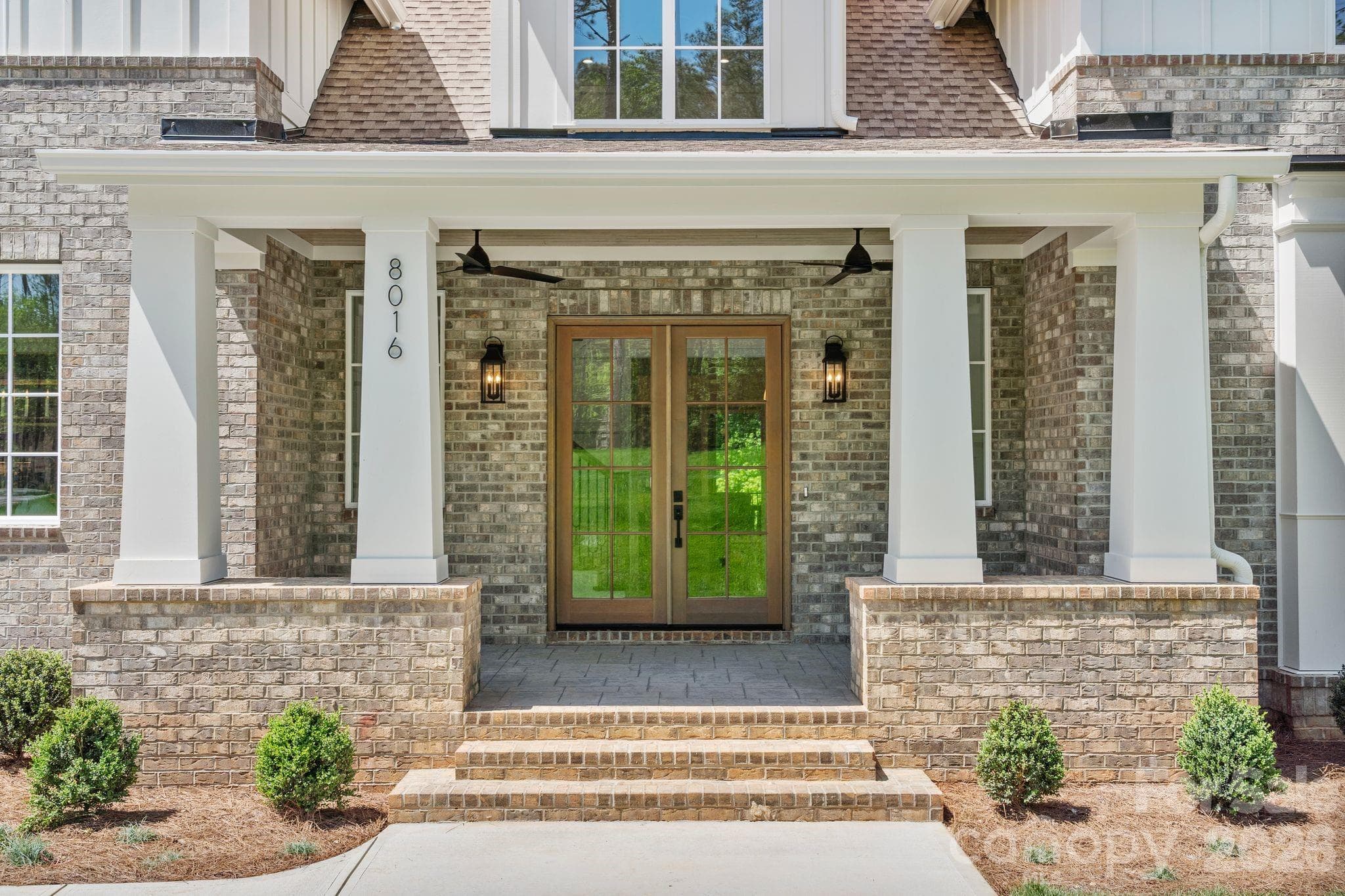 Front Porch - Lancaster