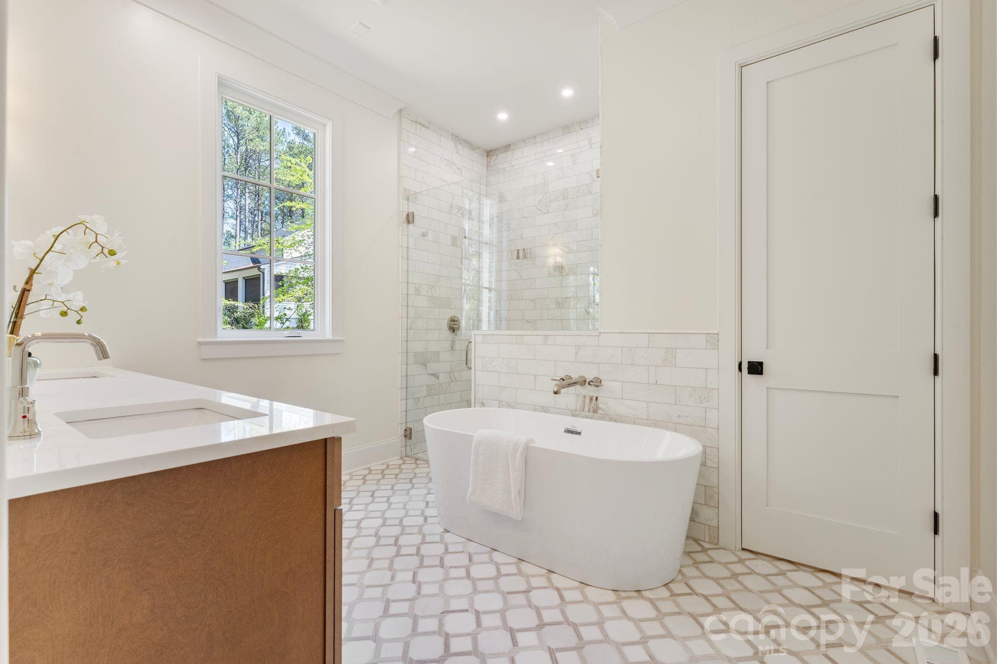 Primary Bath - 8016 Gulf Creek Road, Lancaster