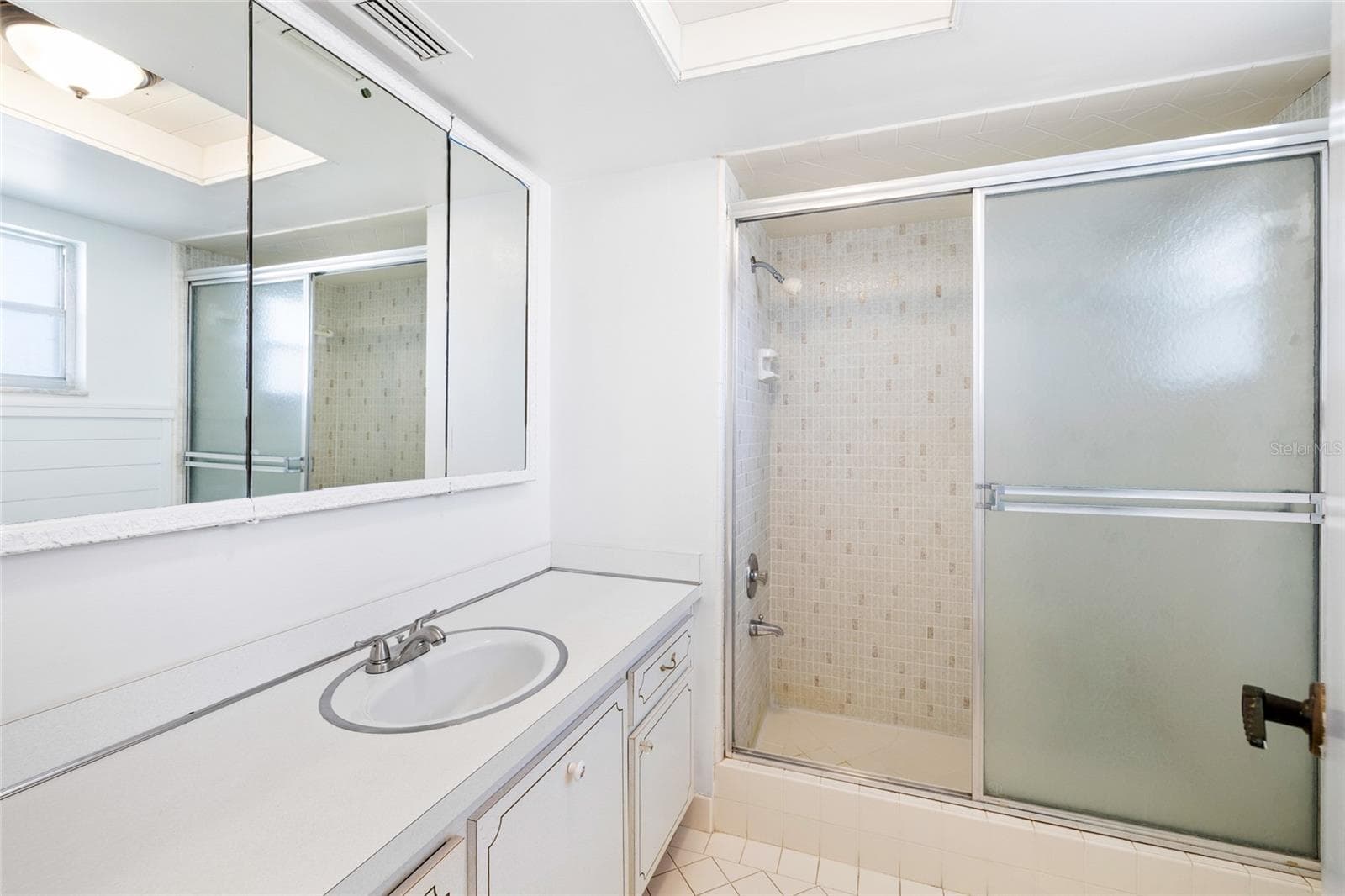 Condominium at 5108 BRITTANY DR S #903, ST PETERSBURG, photo 23 of 41