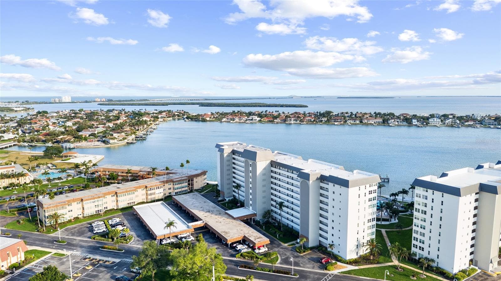 Condominium at 5108 BRITTANY DR S #903, ST PETERSBURG, photo 29 of 41