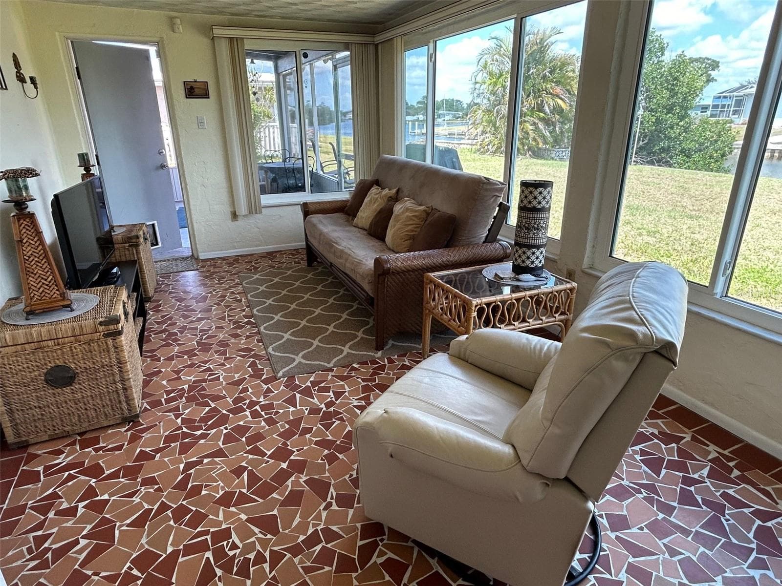 Single Family Residence at 123 POINSETTIA CIR NE, PORT CHARLOTTE, photo 16 of 90